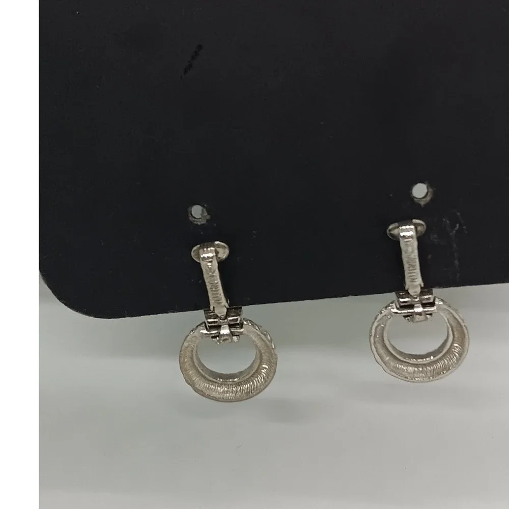 Sarah Coventry Silver Tone Textured Hoop Dangling Clip On Earrings Vintage Style